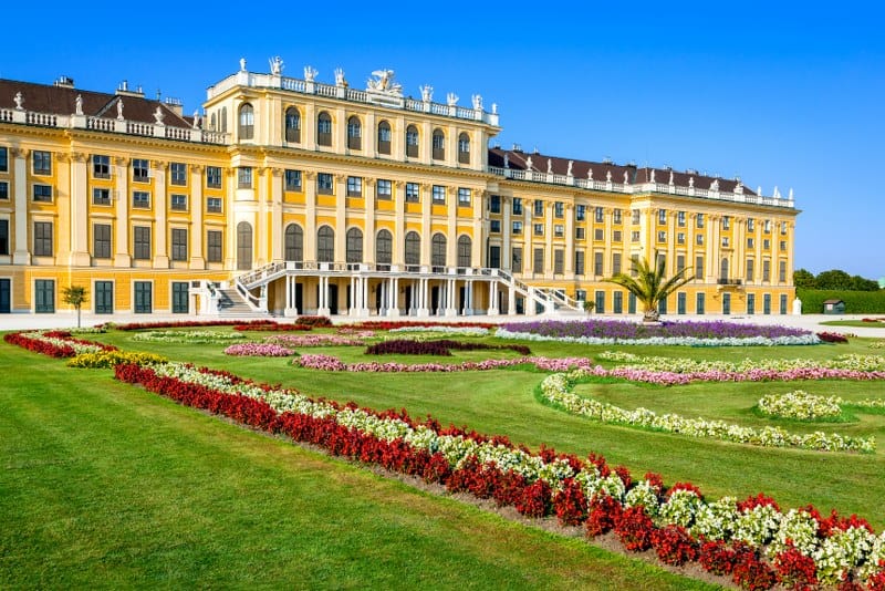 พระราชวังเชินบรุนน์ Schoenbrunn Palace เวียนนา ออสเตรีย